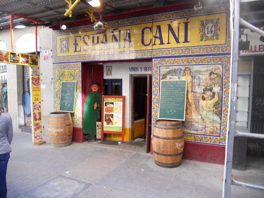 2.5-Hour Evening Tapas Tour through Madrid - Madrid tapas at night: the point of this 2.5-hour loop