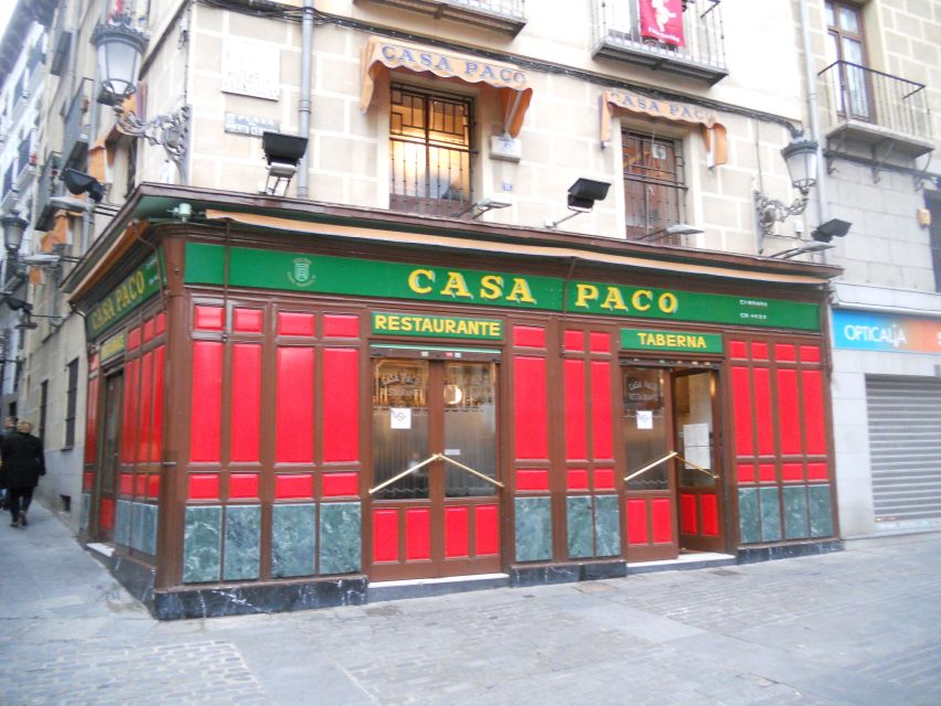 2.5-Hour Evening Tapas Tour through Madrid - Stop-by-stop: what each tapas bar experience tends to deliver