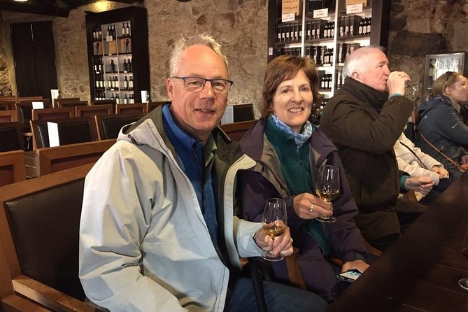3 table wines & 5 Port wines + Tapas - Porto to Gaia, with wine lessons built into the walk
