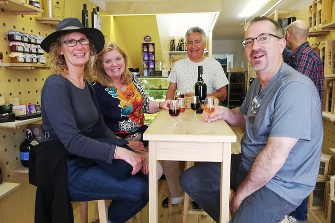 3 table wines & 5 Port wines + Tapas - Price and value: what $78.60 buys you