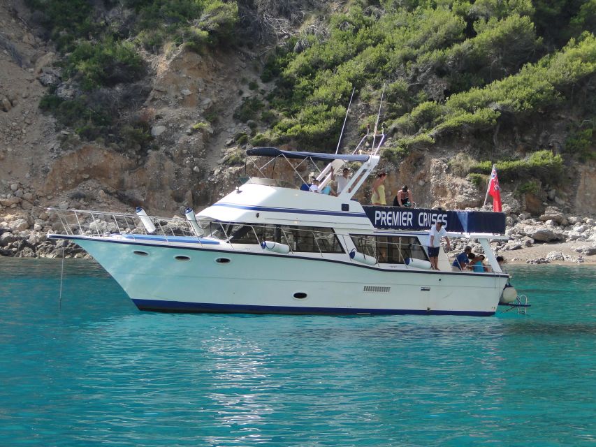 3hr Sunset Trip Drinks, Tapas SUP, Snorkel - Why This Sunset Cruise Works in Mallorca