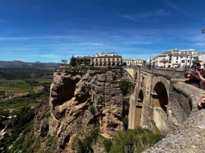 ab Marbella: Private VIP-Tour Ronda incl. Transfer + Tapas - Marbella to Ronda transfer: comfortable, timed, and (right now) longer