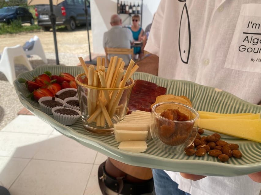 Albufeira/Porches/Vilamoura: Wine Tasting with Tapas & Music - Key things to know before you go