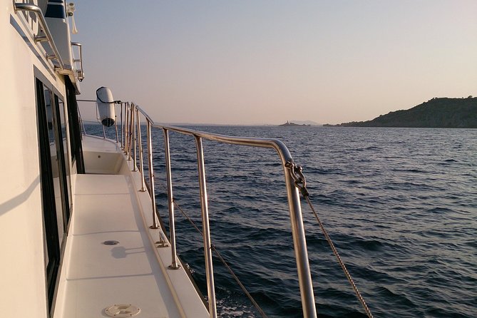 Alcudia 3hr Sunset Trip with Drinks, Tapas, SUP & Snorkel - Price and value: is $75.47 worth it?