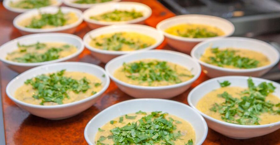 Algarve: Fado Night with 6- Course Algarvian Tapas Dishes - The staff touch: explanations that make the food click