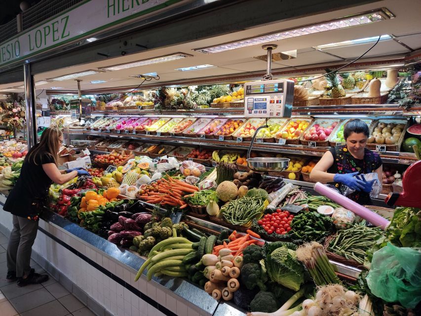 Alicante: Central Market Guided Food Tour with Tapas Bars - Second tapas stop: the “full lunch” effect lands here
