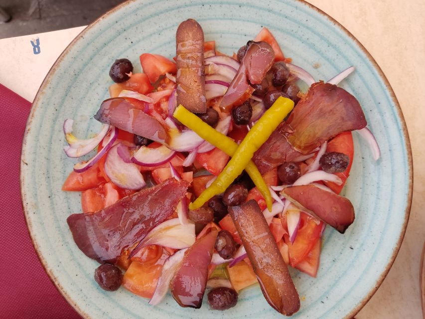 Alicante: Central Market Guided Food Tour with Tapas Bars - Price and value: why $82 can work out well for a meal