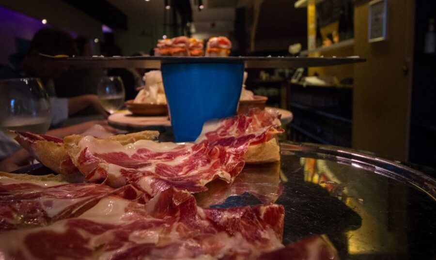 Alicante: Central Market Guided Food Tour with Tapas Bars - Ending on Rambla de Méndez Núñez: easy continuation after lunch