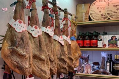 Alicante Food and Tapas Tour with a Local Guide - How the Tasting Works: 9 Starters, 5 Mains, 2 Desserts