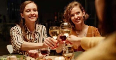 Alicante: Food Walking Tour with Wine Tasting and Tapas - The First Stop at Casa Carbonell: Your Alicante Starter Pack