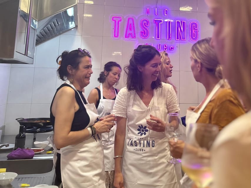 Alicante Paella Cooking Class, Tapas, Drinks and Market - Who this class is for (and who might want something else)