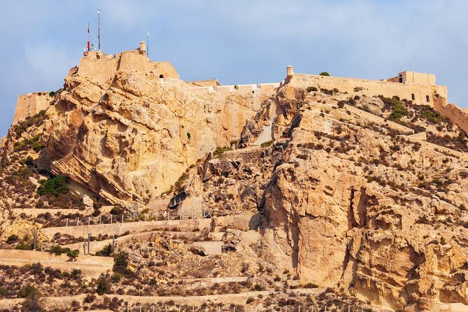 Alicante Tour: Full City, Castle, Market & Tapas Experience - Casa Carbonell and the Modernist idea behind old Alicante