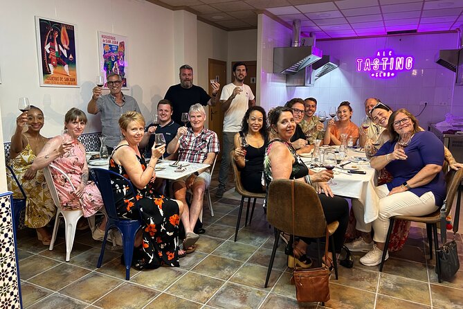 Alicante Wine Tasting and Tapas Club - Not for hardcore wine seminars: what to expect if you love serious wine