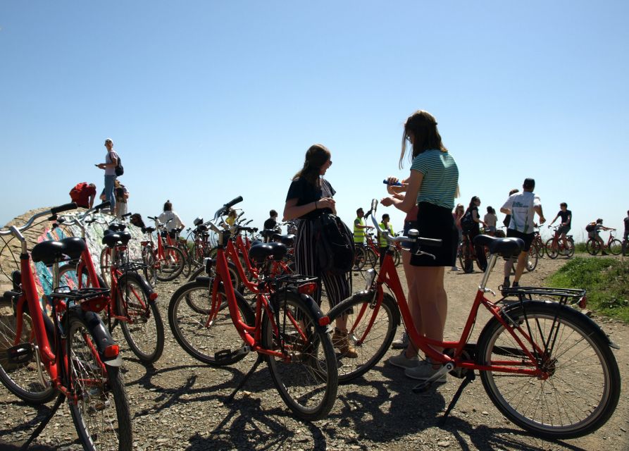 Barcelona: 3-Hour Bike Tour with Spanish Tapas - E-Bikes, Helmets, and the Practical Comfort Factor