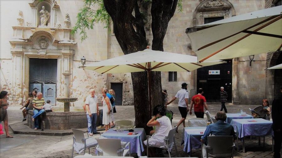 Barcelona: 4-Hour Tapas Evening Tour and Flamenco Show - Should you book this Barcelona tapas and flamenco tour?