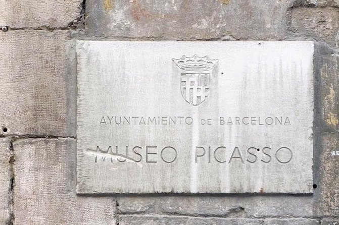 Barcelona Art and Tapas Small Group Walking Tour with Picasso Museum - Starting at Plaça Reial: Gaudí lamp posts and a royal mystery