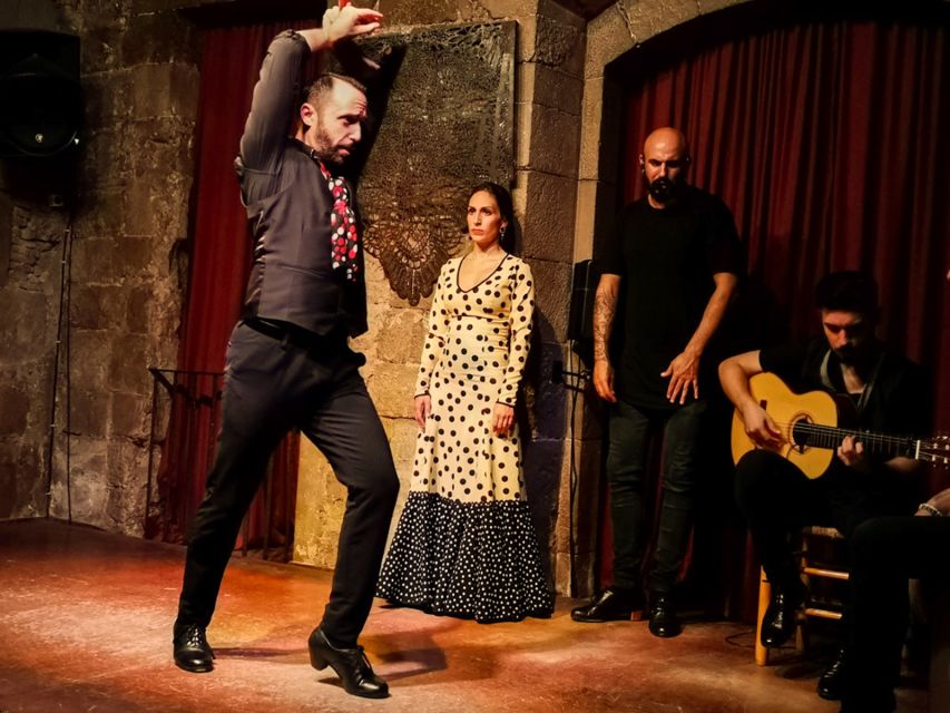 Barcelona: City Tour & Flamenco Show with Wine & Tapas - What the Reviews Signal About Guide Quality