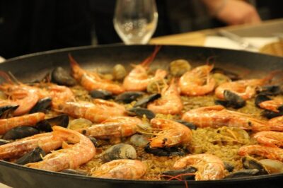 Barcelona Culinary Experience: Paella & Tapas Cooking Class - Small Group Size: Why Max 14 Feels Like a Dinner Party
