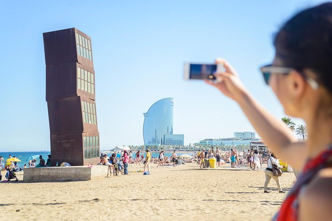 Barcelona E-Bike Small Group Tour with Tapas & Wine Tasting - Golden Fish to La Ribera: the ride that keeps your momentum