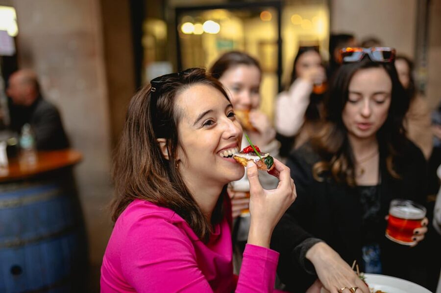 Barcelona: El Born Food Walking Tour with Tapas and Drinks - Why El Born and the Gothic Quarter Taste Like Barcelona