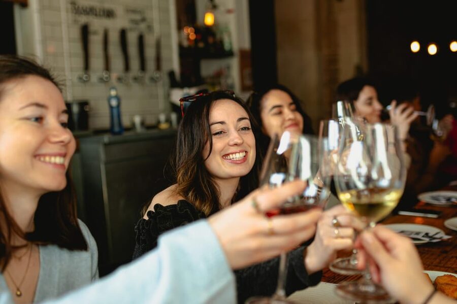 Barcelona: El Born Food Walking Tour with Tapas and Drinks - Priority Service and Organized Entry: The Value You Feel