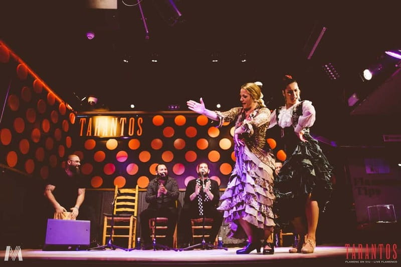 Barcelona: Flamenco, Tapas &Sangria - Los Tarantos flamenco: short, intense, and built to be seen up close