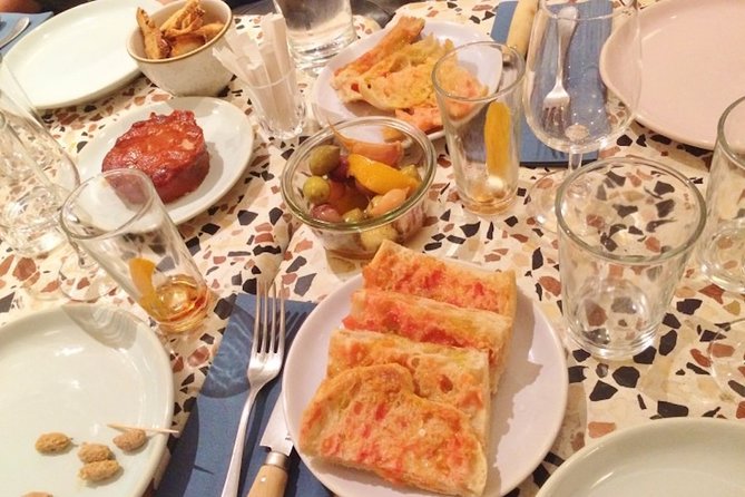 Barcelona Flamenco & Tapas Semi Private or Private Experience - The Flamenco Show: Live Singing, Vino Tinto, and a Room That Feels Close