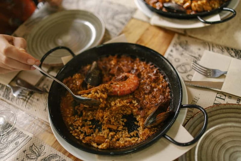 Barcelona: Food Walking Tour with Tapas and Wine - What the nine tapas tastings add up to (and why it works)
