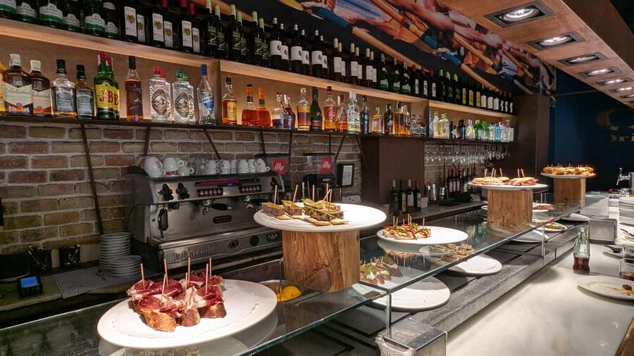 Barcelona Full Private Tapas & Historical Tour - Key things I’d bet on