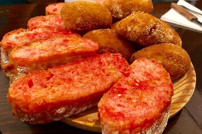 Barcelona Gothic Quarter VIP Tapas & Wine Tour - Carrer dels Carders or Carrer d’en Gignàs: two day-based tapas styles