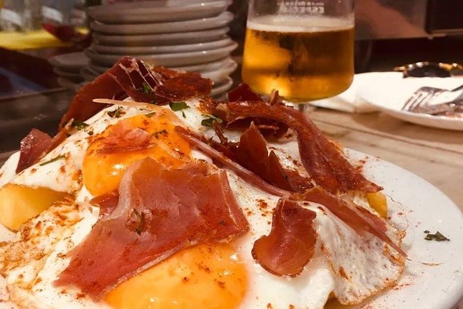 Barcelona Gothic Quarter VIP Tapas & Wine Tour - Drinks on the tour: what you get, what can vary, and how it affects value