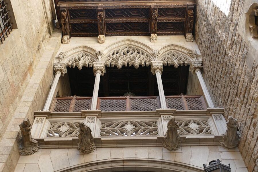 Barcelona: Gothic Quarter Walking Tour with Optional Tapas - Key highlights worth your attention