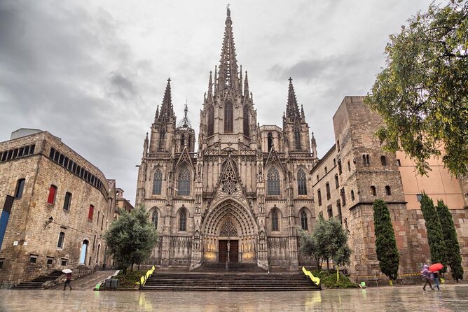 Barcelona Gothic Quarter Walking Tour with Tapas - Key Highlights You’ll Feel Fast