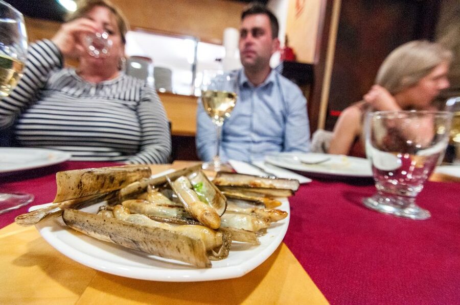 Barcelona Gourmet Food & Wine Tour with Local Expert - The final stop: menu-less seasonal dining with small-batch organic wines