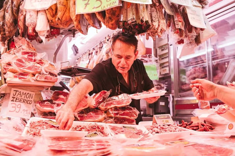 Barcelona: Hidden Markets, Tapas & Paella Food Tour - Who this tour is best for in Barcelona
