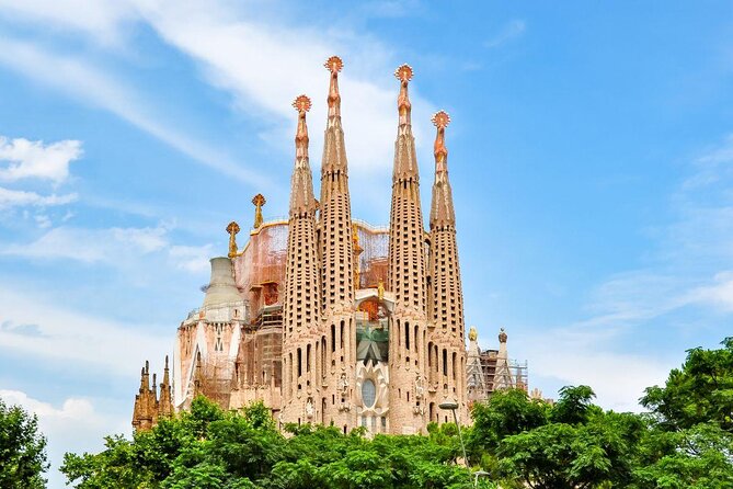 Barcelona in One Day: Gaudí, Gothic Quarter &Tapas (Private Tour) - A private 5-hour loop through Barcelona’s Roman, medieval, and Gaudí sides
