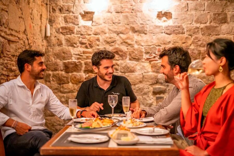 Barcelona: La Boqueria & Santa Caterina Market Private Tour - La Boqueria and Santa Caterina: why this pairing works