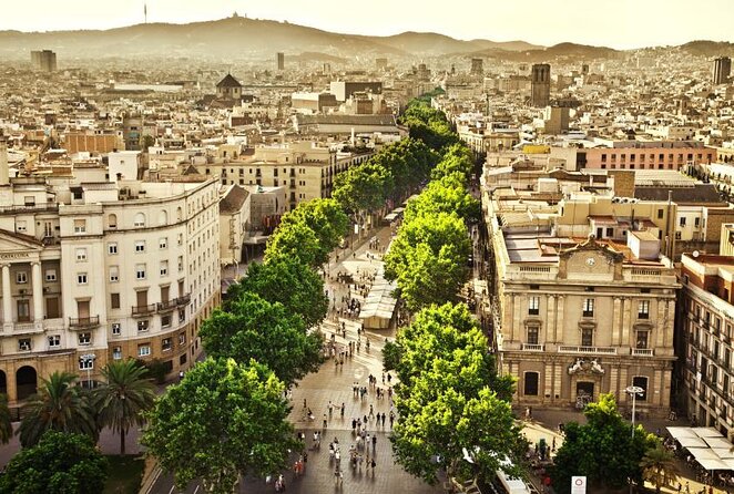 Barcelona Old Town Night Small Group Tour with Tapas & Flamenco - Key highlights worth planning for