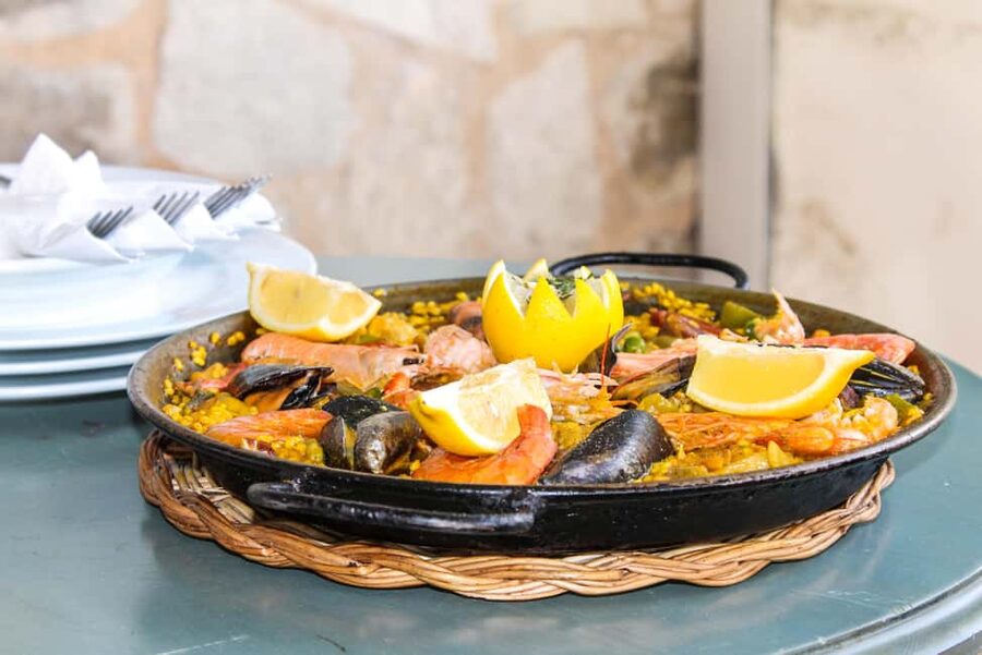 Barcelona: Old Town Tapas & Paella Food Tour with 8 Tastings - Key highlights to expect on the tour