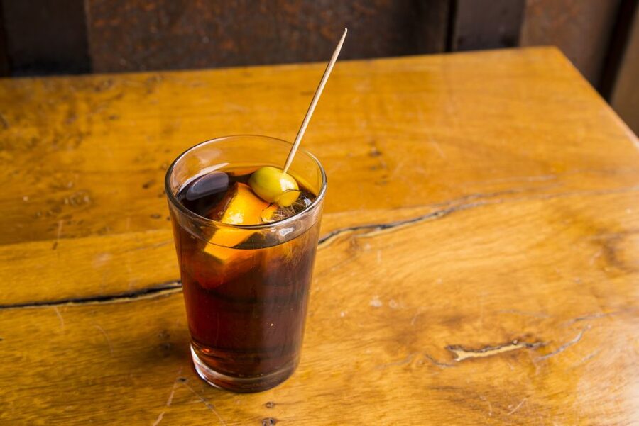 Barcelona: Old Town Tapas & Paella Food Tour with 8 Tastings - Price and value: is $115 fair for 3 hours of food?