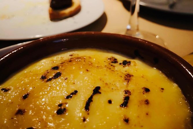 Barcelona Poble Sec Tapas & Wine Tour - Drinks, tastings, and what you should actually plan for