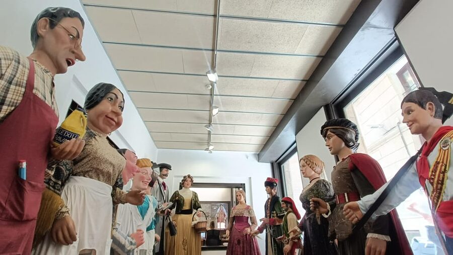 Barcelona private Family-Friendly Cultural & Food Tour - Choose-your-own tastings: how the food selection really helps families