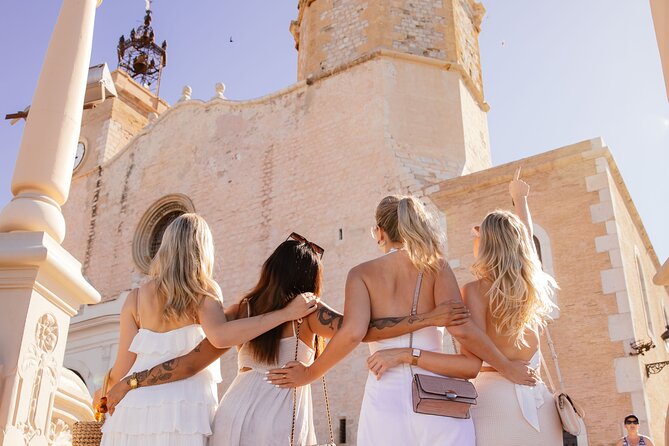 Barcelona: Private SITGES Tour and PENEDÈS Wine Tasting & TAPAS - Key highlights at a glance