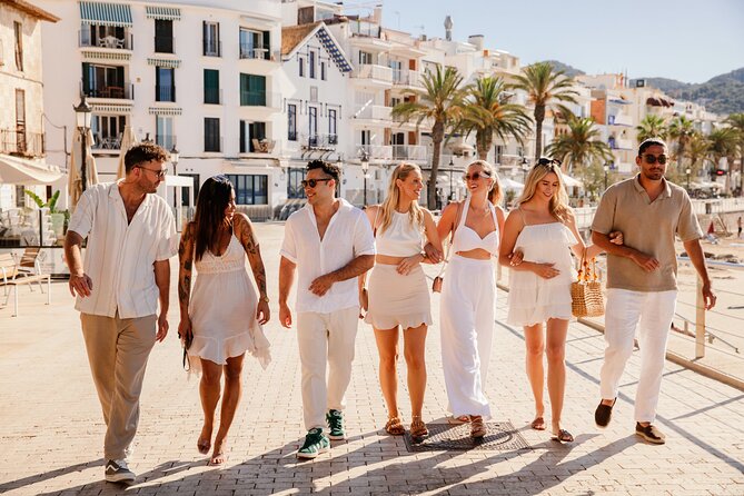 Barcelona: Private SITGES Tour and PENEDÈS Wine Tasting & TAPAS - Optional professional photo shoot: when it’s worth it