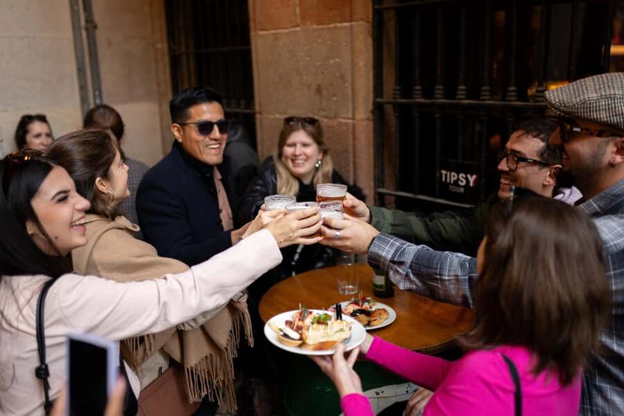 Barcelona Private Tapas Tour with Lunch or Dinner in El Born - Should you book this private El Born tapas tour?