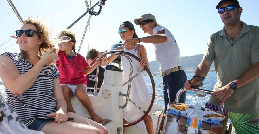 Barcelona: Sailing Tour with Spanish Tapas and Drinks - The photo-friendly route along Barcelona’s shoreline