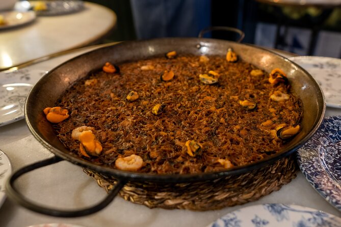 Barcelona Side Streets Tapas & Wine Tour - Dietary needs and who this tour suits best