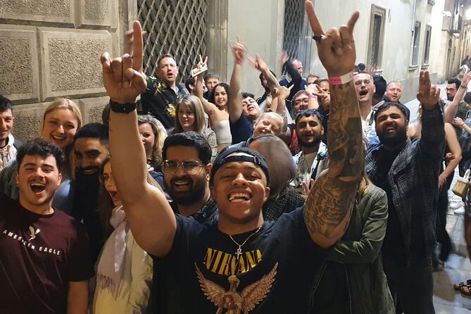 Barcelona speakeasy tapas pub crawl with hidden bars - Language and staying social: why this works even if your Spanish is rusty