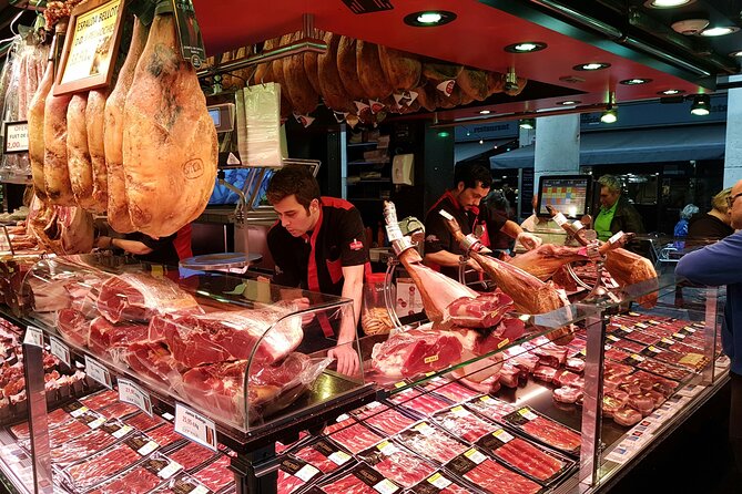 Barcelona tailored tapas & drinks tour with a native guide - Your 3-hour flow: local market (sometimes), then tapas bars