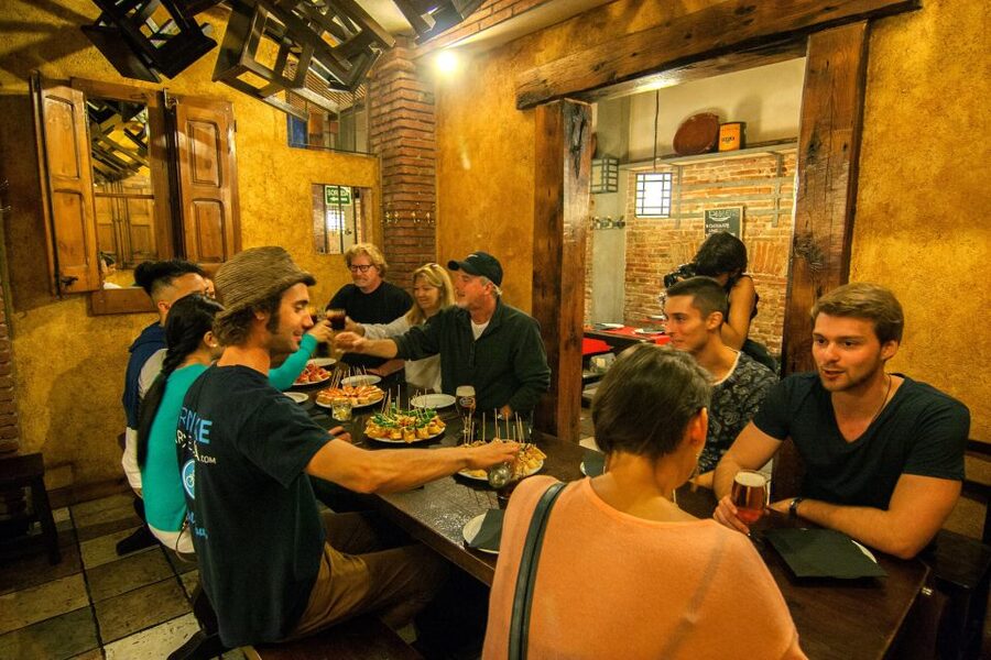 Barcelona Tapas 3-Hour Bike Tour - Tapas by the sea: 4 tastings and a drink that actually mean something